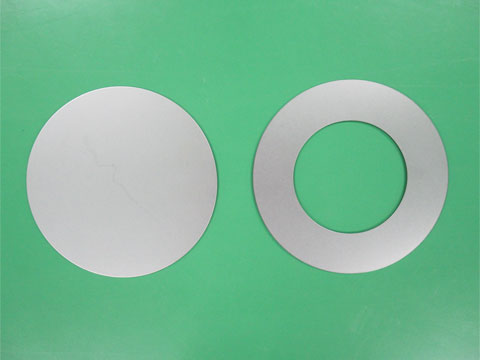 �������H